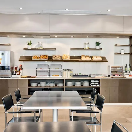 Enlaces Estacion Отель