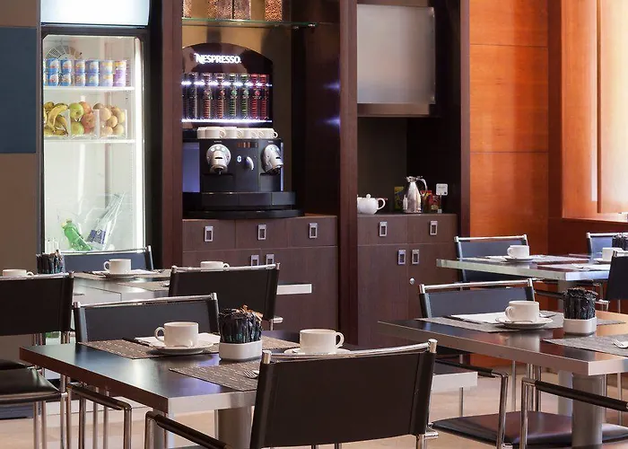 Hotell Enlaces Estacion 4*