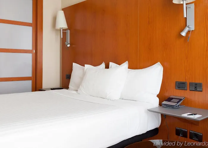 Enlaces Estacion 4* Сарагоса